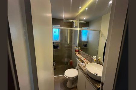 Banheiro de apartamento à venda com 2 quartos, 39m² em Chora Menino, São Paulo