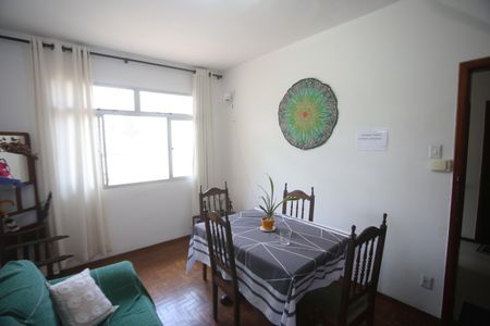 Sala de apartamento para alugar com 3 quartos, 90m² em Alto Barroca, Belo Horizonte