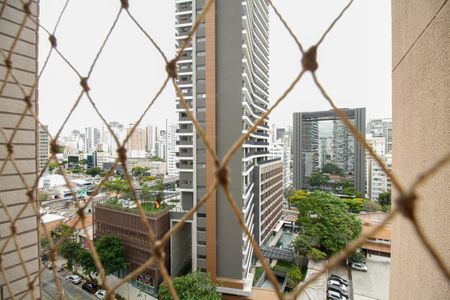 Apartamento à venda com 170m², 3 quartos e 3 vagasVista da Suíte 2