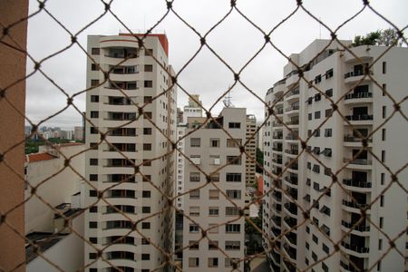 Apartamento à venda com 170m², 3 quartos e 3 vagasVista da Suíte 1