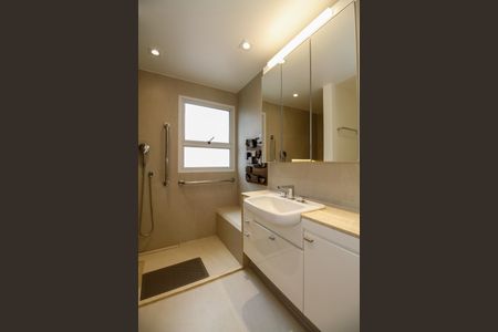 Apartamento à venda com 170m², 3 quartos e 3 vagasBanheiro da Suíte 2