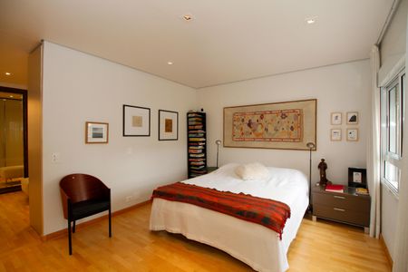 Apartamento à venda com 170m², 3 quartos e 3 vagasSuíte 2