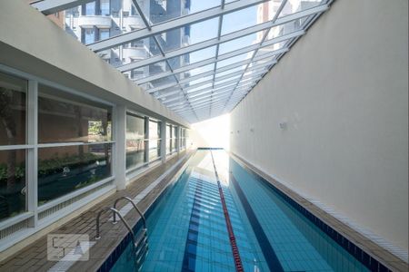 Apartamento à venda com 170m², 3 quartos e 3 vagasÁrea Comum - Piscina Aquecida