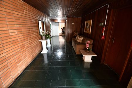 Apartamento à venda com 80m², 2 quartos e 1 vagaHall social