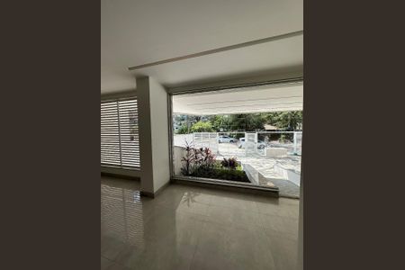 Apartamento à venda com 188m², 4 quartos e 2 vagasFoto 02