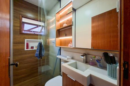 Casa para alugar com 160m², 2 quartos e 2 vagas Casa para alugar com 160m², 2 quartos e 2 vagasBanheiro Social