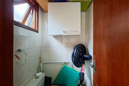 Casa para alugar com 160m², 2 quartos e 2 vagas Casa para alugar com 160m², 2 quartos e 2 vagasBanheiro de Serviço