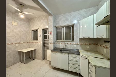 Apartamento à venda com 100m², 3 quartos e sem vagaCozinha