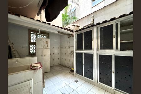 Apartamento à venda com 100m², 3 quartos e sem vagaÁrea de serviço