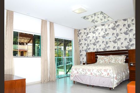 Casa à venda com 280m², 2 quartos e 2 vagasSuíte