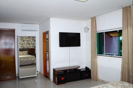 Casa à venda com 280m², 2 quartos e 2 vagasSuíte