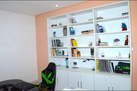 Casa à venda com 280m², 2 quartos e 2 vagasQuarto 1