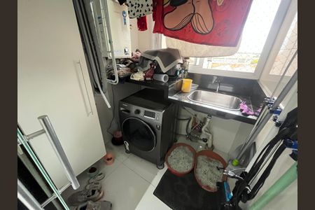 Apartamento à venda com 128m², 2 quartos e 3 vagasLavanderia