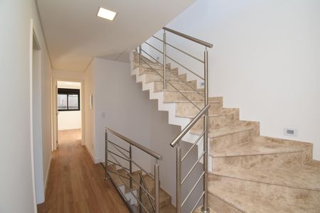 Casa para alugar com 225m², 3 quartos e 4 vagasCorredor