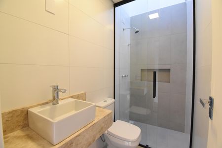 Casa para alugar com 225m², 3 quartos e 4 vagasBanheiro da Suíte 2