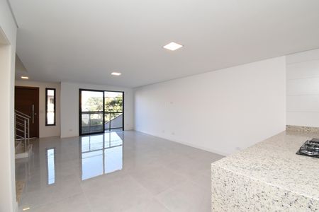 Casa para alugar com 225m², 3 quartos e 4 vagasSala/Cozinha