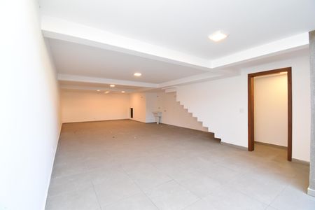 Casa para alugar com 225m², 3 quartos e 4 vagasGaragem/Área de Serviço