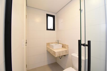 Casa para alugar com 225m², 3 quartos e 4 vagasBanheiro da Suíte 3