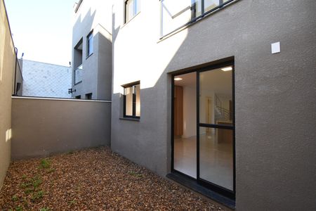 Casa para alugar com 225m², 3 quartos e 4 vagasÁrea externa