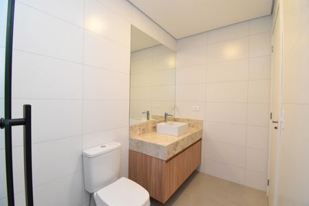 Casa para alugar com 225m², 3 quartos e 4 vagasBanheiro da Suíte 1