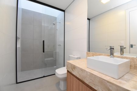Casa para alugar com 225m², 3 quartos e 4 vagasBanheiro da Suíte 1