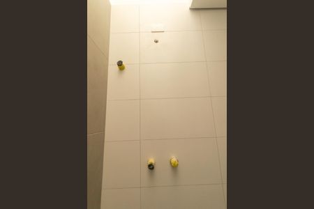 Casa para alugar com 225m², 3 quartos e 4 vagas Casa para alugar com 225m², 3 quartos e 4 vagasBanheiro da Suíte 1