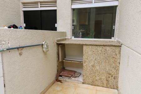Apartamento para alugar com 80m², 3 quartos e 1 vagaÁrea de Serviço