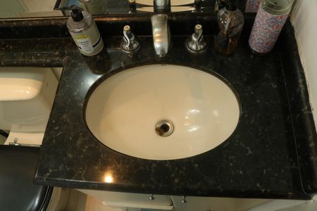 Apartamento à venda com 93m², 3 quartos e 2 vagasBanheiro