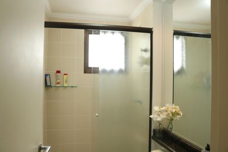 Apartamento à venda com 93m², 3 quartos e 2 vagasBanheiro