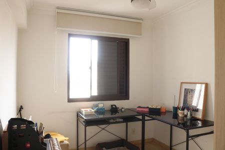 Apartamento à venda com 93m², 3 quartos e 2 vagasQuarto 2