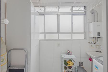 Apartamento para alugar com 72m², 3 quartos e 1 vagaÁrea de Serviço