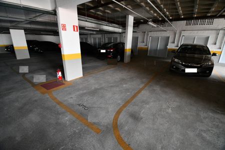 Apartamento à venda com 80m², 2 quartos e 2 vagasGaragem