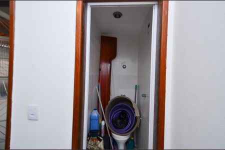 Apartamento à venda com 99m², 3 quartos e 1 vaga Apartamento à venda com 99m², 3 quartos e 1 vagaBanheiro de Serviço