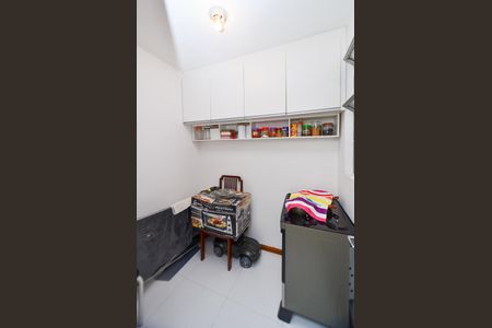 Apartamento à venda com 99m², 3 quartos e 1 vaga Apartamento à venda com 99m², 3 quartos e 1 vagaQuarto de Serviço