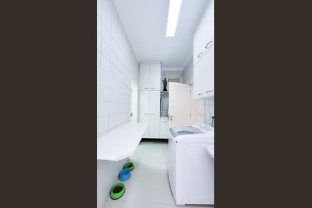 Casa de condomínio à venda com 439m², 4 quartos e 6 vagasÁrea de Serviço