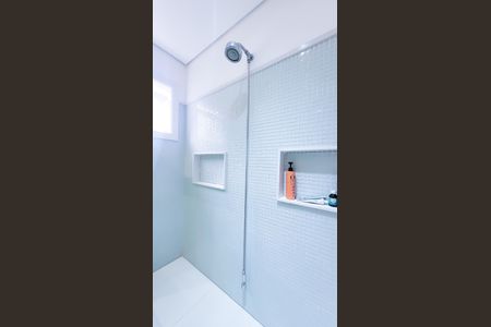 Casa de condomínio à venda com 439m², 4 quartos e 6 vagasBanheiro Suíte 2