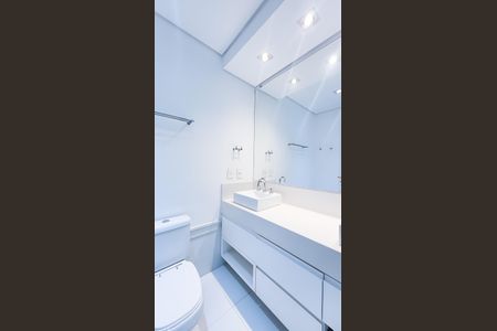 Casa de condomínio à venda com 439m², 4 quartos e 6 vagasBanheiro Suíte 2