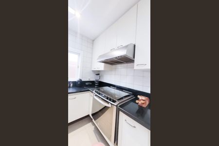 Casa de condomínio à venda com 439m², 4 quartos e 6 vagasCozinha