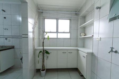 Apartamento para alugar com 93m², 3 quartos e 1 vagaÁrea de Serviço