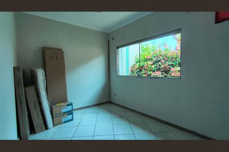 Casa de condomínio à venda com 310m², 3 quartos e 1 vagaQuarto 2