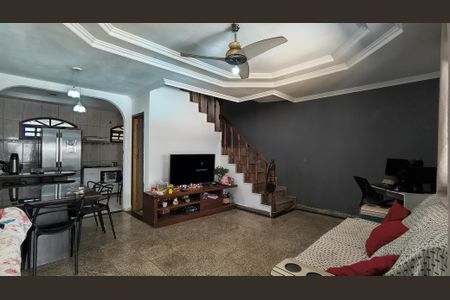 Sala de casa de condomínio à venda com 3 quartos, 310m² em Vargem Pequena, Rio de Janeiro