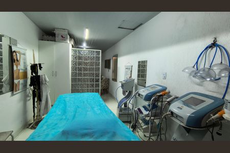 Casa de condomínio à venda com 310m², 3 quartos e 1 vagaEscritório