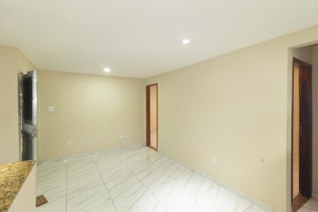 Casa para alugar com 65m², 2 quartos e 1 vagaSala/Cozinha