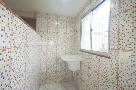 Casa para alugar com 65m², 2 quartos e 1 vagaÁrea de Serviço