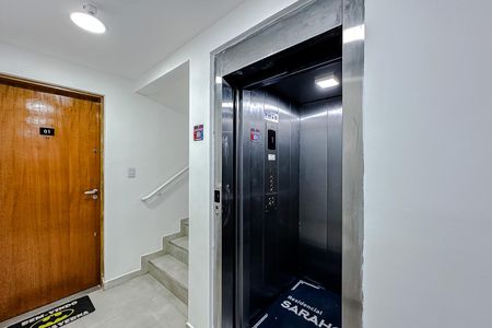 Apartamento para alugar com 55m², 2 quartos e sem vagaÁrea comum