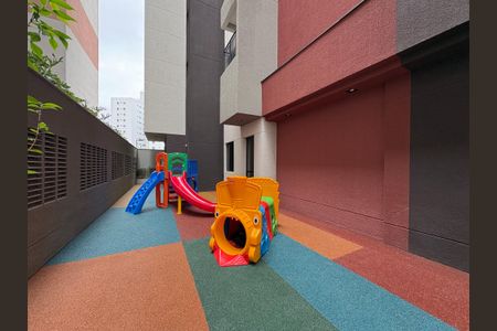 Apartamento para alugar com 64m², 2 quartos e 1 vaga Apartamento para alugar com 64m², 2 quartos e 1 vagaÁrea comum - Playground