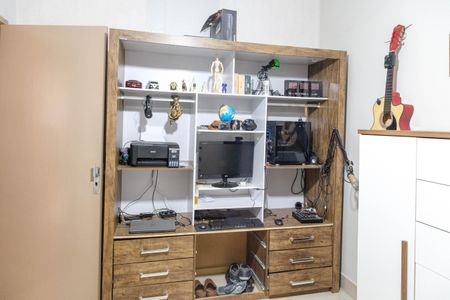 Casa à venda com 152m², 4 quartos e 2 vagasQuarto 2 - Casa 1