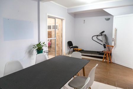 Casa à venda com 152m², 4 quartos e 2 vagasSala - Casa 2