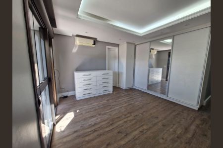 Apartamento à venda com 215m², 3 quartos e 3 vagas Apartamento à venda com 215m², 3 quartos e 3 vagasQuarto 1