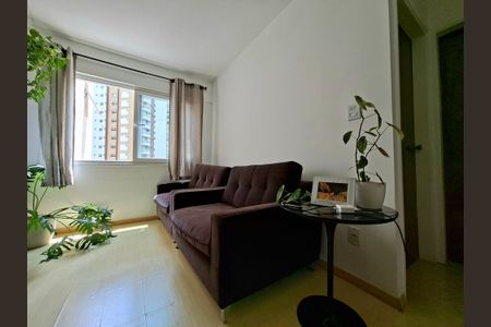 Apartamento à venda com 45m², 1 quarto e 1 vagaSala